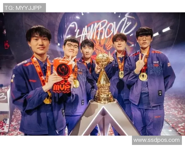 深入探讨JDG战队在比赛中的配合表现与数据分析解读 深入探讨JDG战队在比赛中的配合表现与数据分析解读